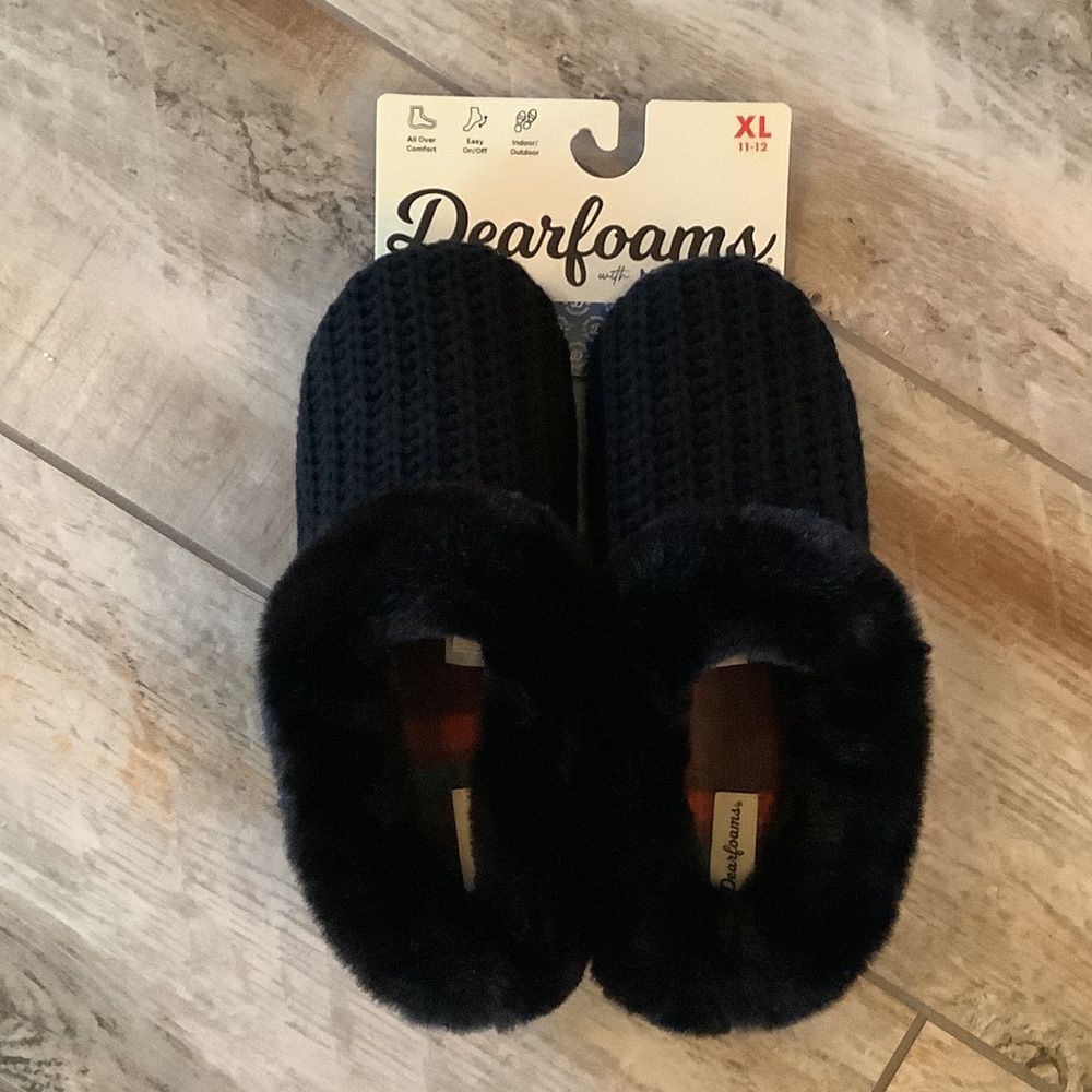 Dearfoams NWT XL Black Knit Slippers with Fuzzy Trim